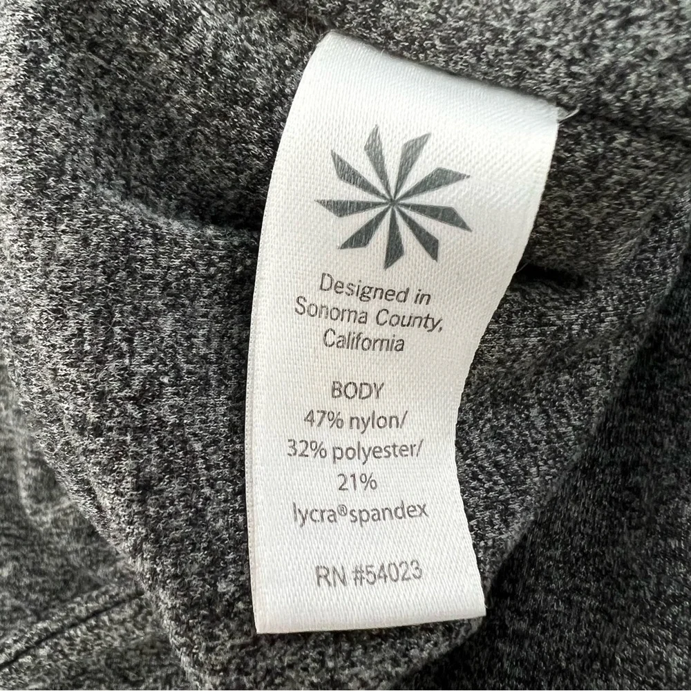 ATHLETA Salutation Heathered Charcoal Gray Crop Leggings 591375 Size L
